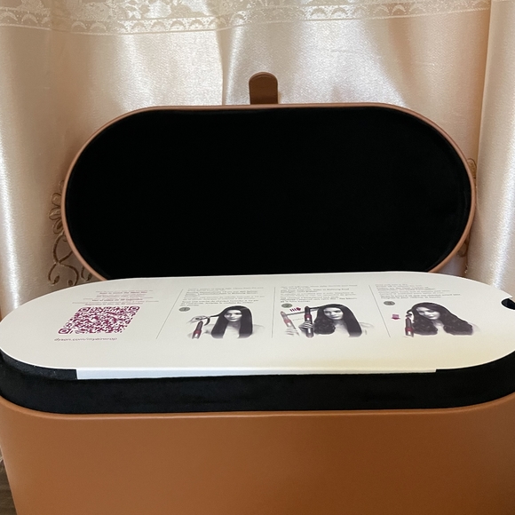 Dyson Airwrap Complete Hair Style Special Edition Pink HS01 - Picture 4 of 4